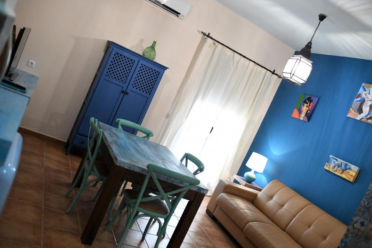 Casa Rural Blue Moon Guest House Cazalla de la Sierra Eksteriør bilde
